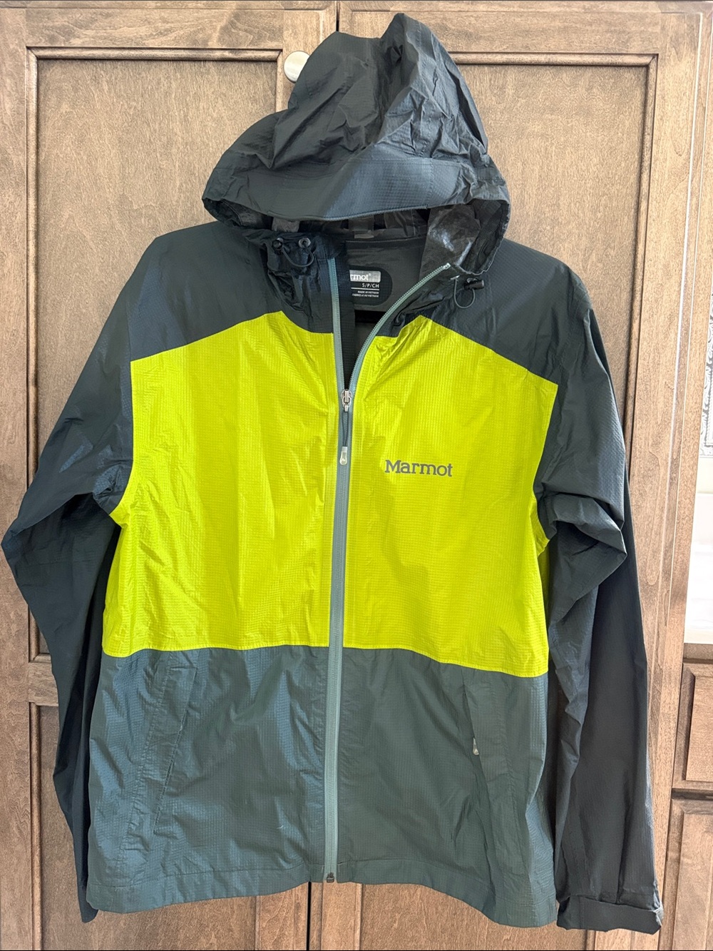 Marmot Men's Mica Jacket Lightweight Storm Shell. Mountain running and hiking